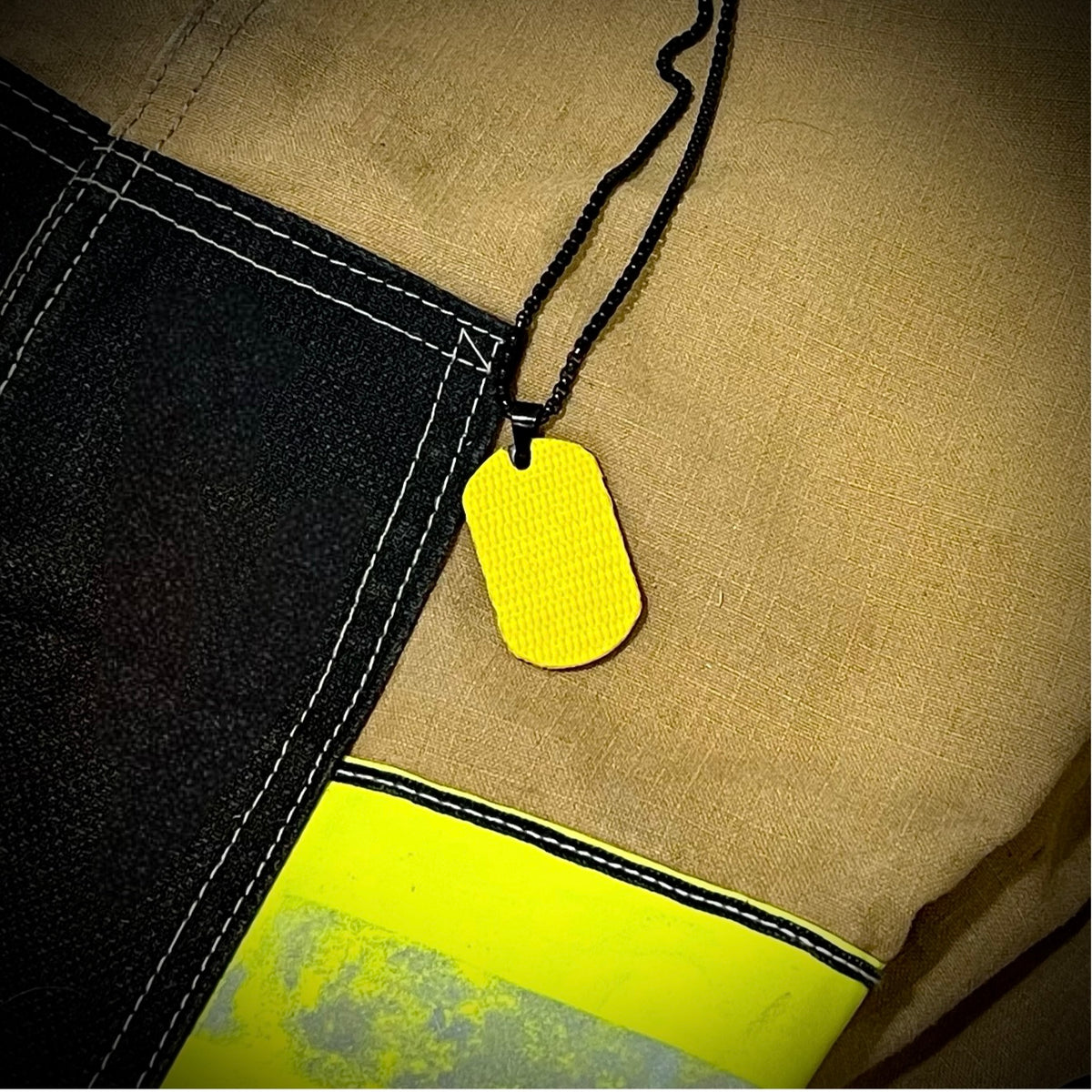 Supply Hose Yellow - Fire Hose Pendant